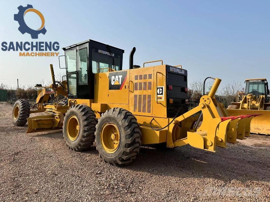 CAT 120H Graders