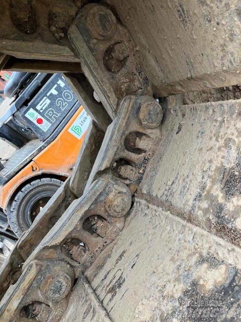 CAT 326 Rupsgraafmachines