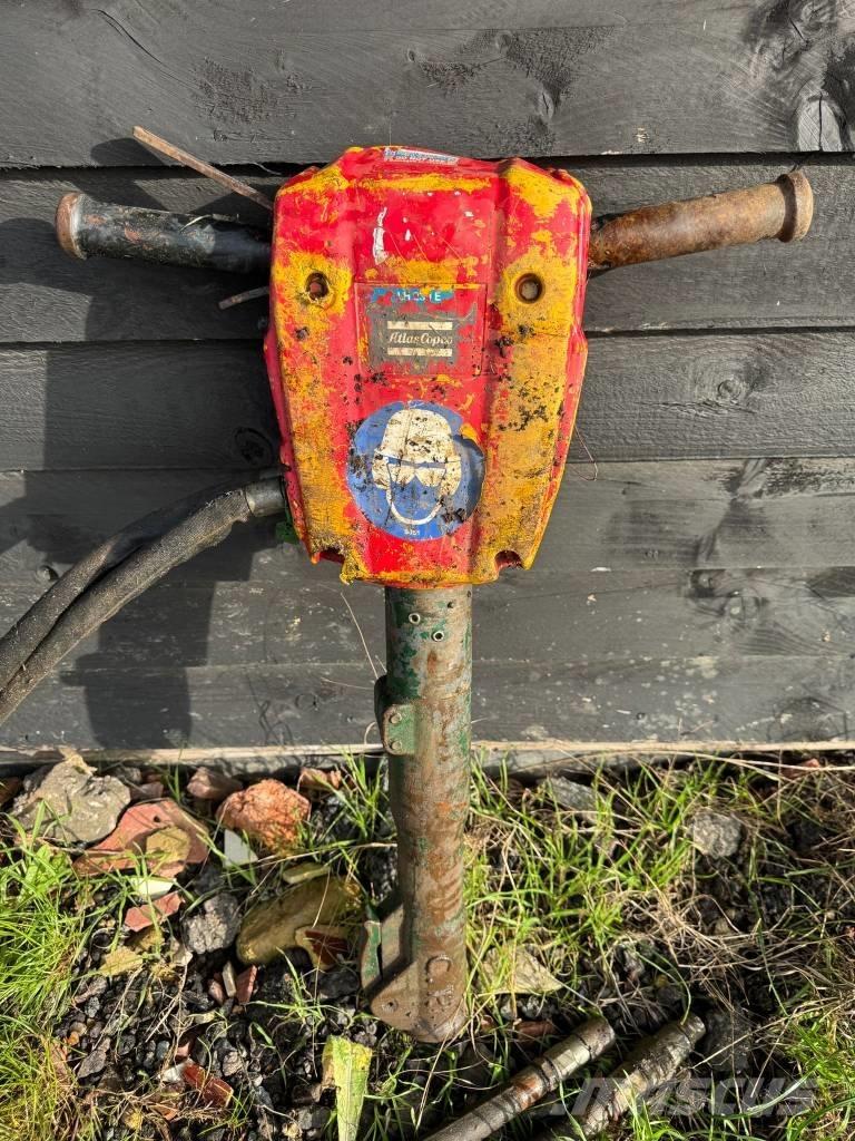 Atlas Copco BREAKER Hamers en brekers