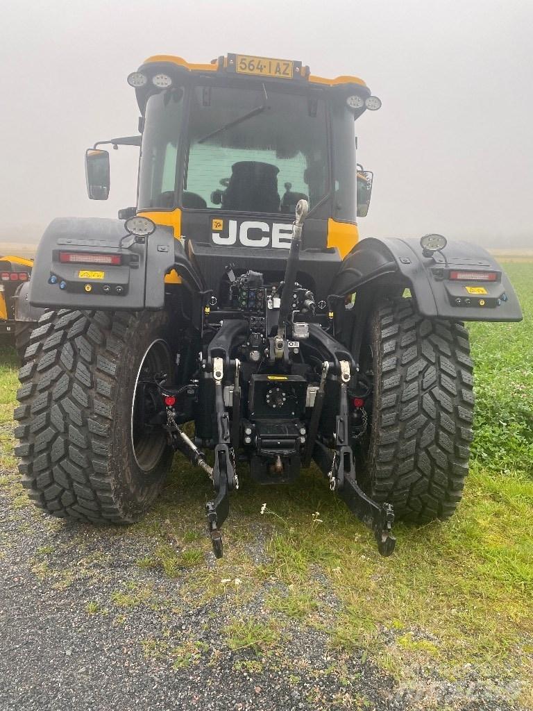 JCB Fastrac 4220 Tractoren