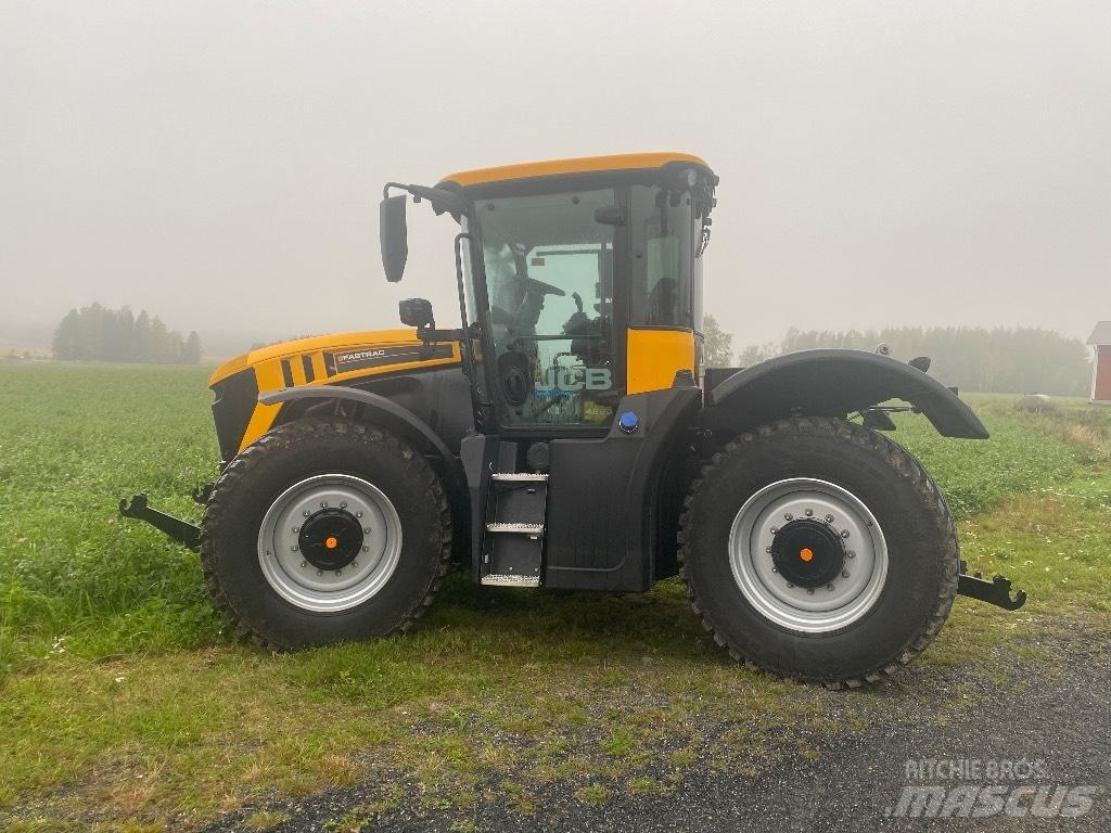 JCB Fastrac 4220 Tractoren