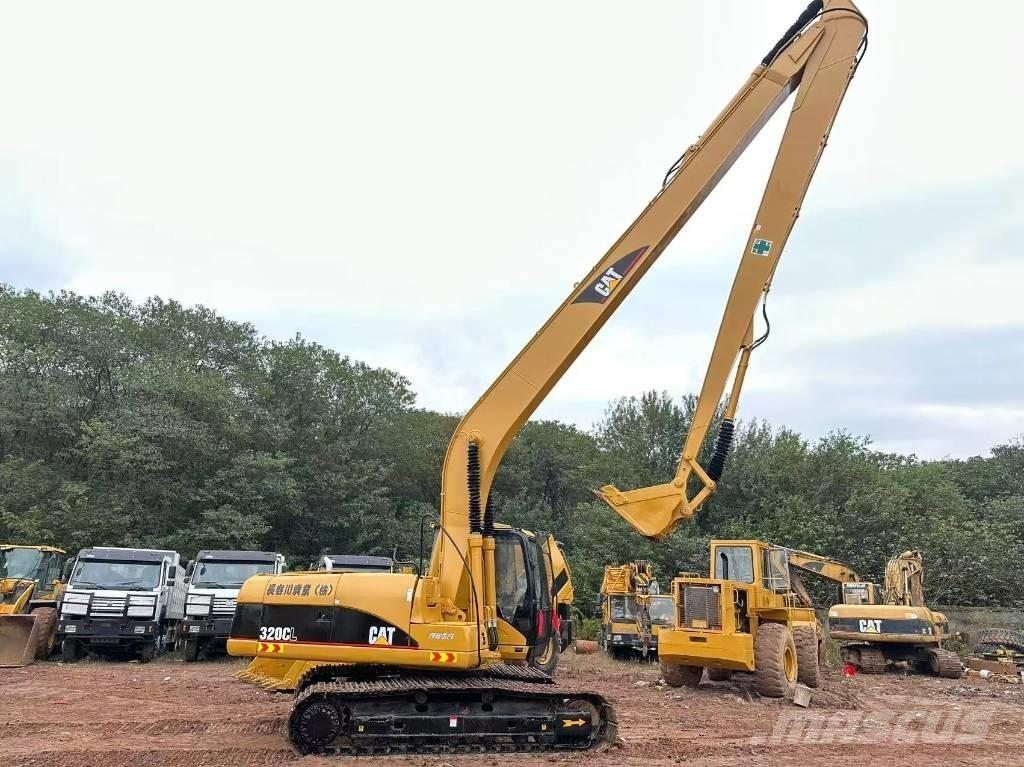 CAT 320 C L Graafmachines Long Reach