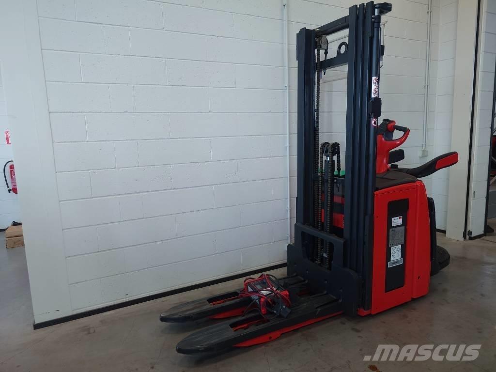 Linde L14APi/1173 Zelfrijdende stapelaars
