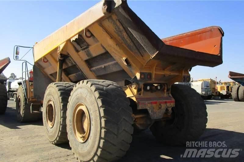 Bell B40D Knik dumptrucks