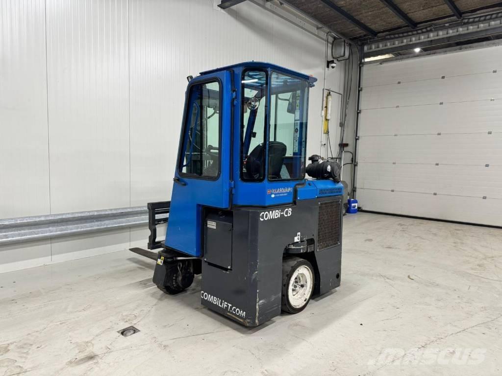 Combilift C3000CB Zijlader