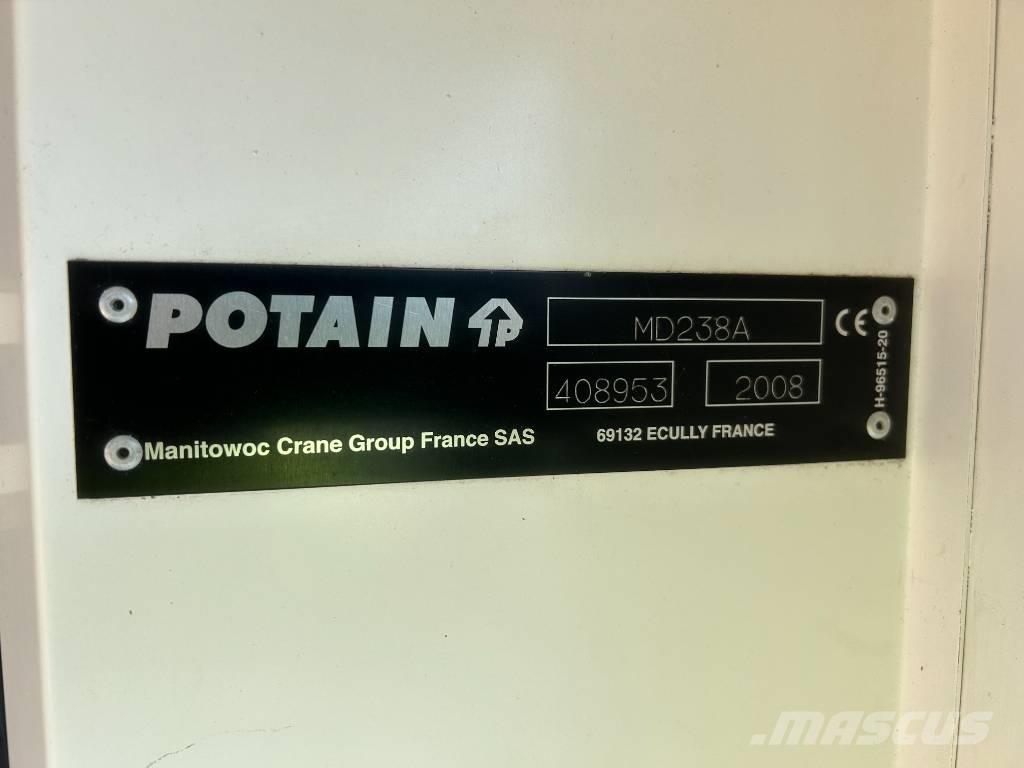Potain MD238A-J10 Torenkranen