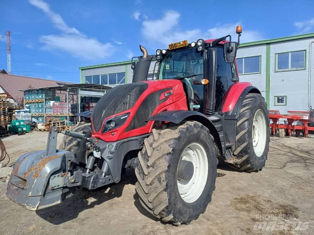 Valtra T 254 Tractoren