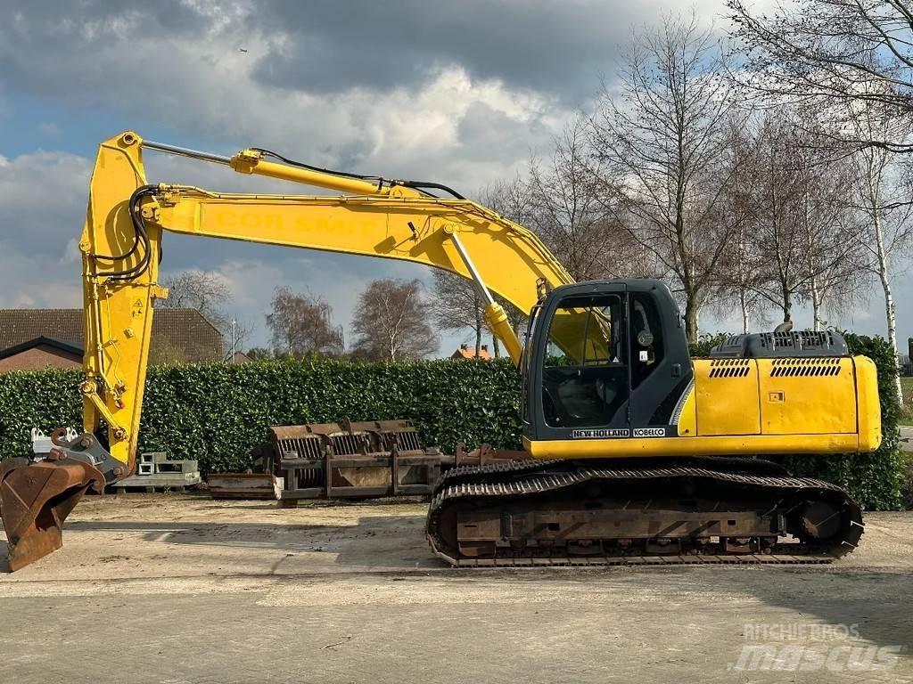 New Holland E215 Rupsgraafmachines