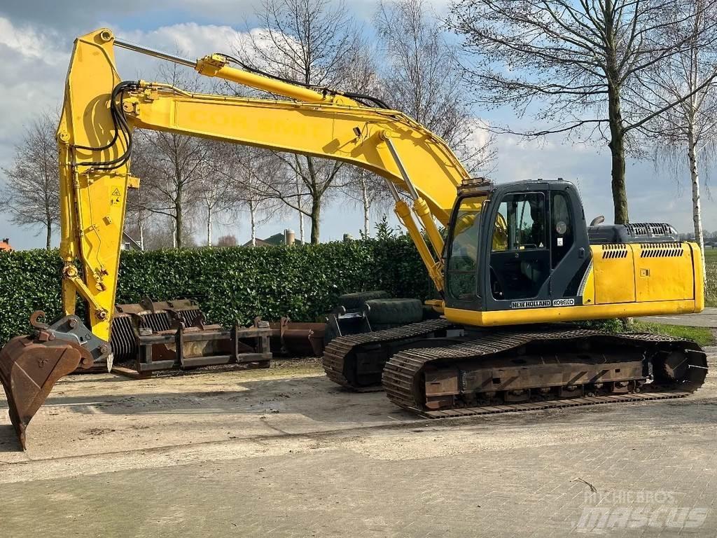 New Holland E215 Rupsgraafmachines