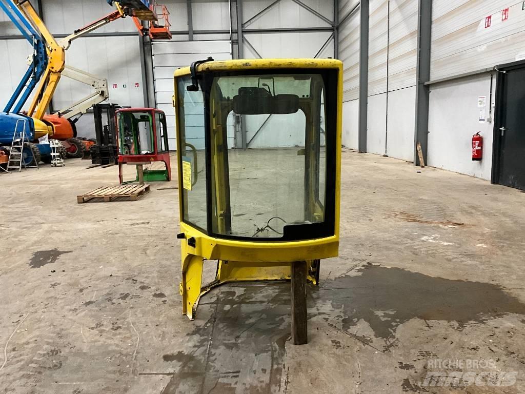 Yanmar Vio 20 / vio 25 Cabine en interieur