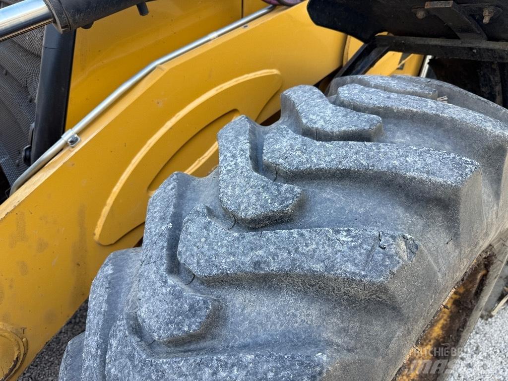 CAT 444 E Graaf-laadcombinaties