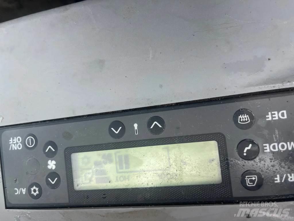 Hitachi U55-5a Minigraafmachines < 7t