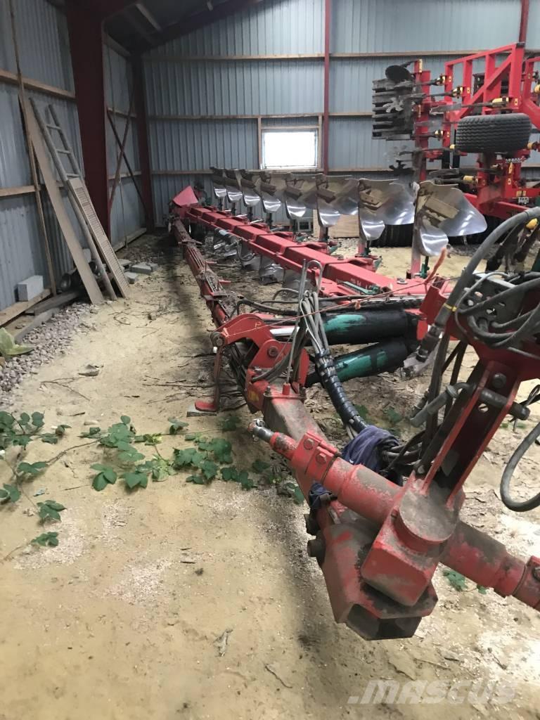 Kverneland PB100 Wentelploegen