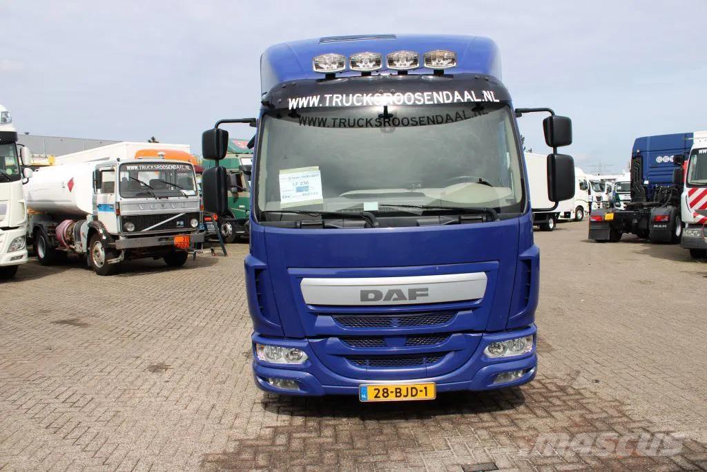 DAF LF 230 + EURO 6 Dieren transport trucks