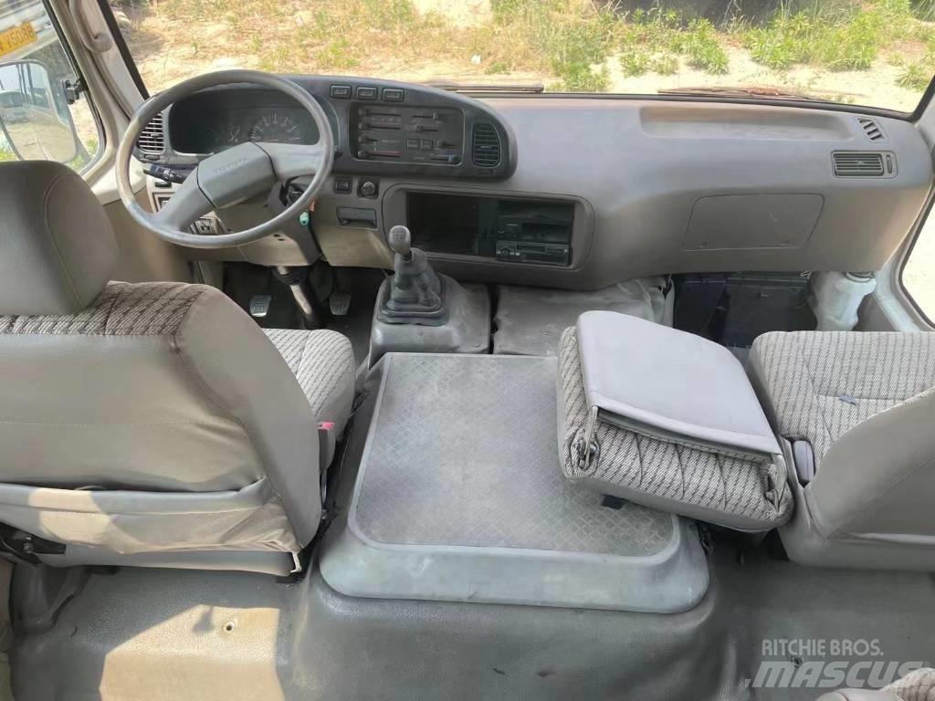 Toyota Coaster Bus Minibussen