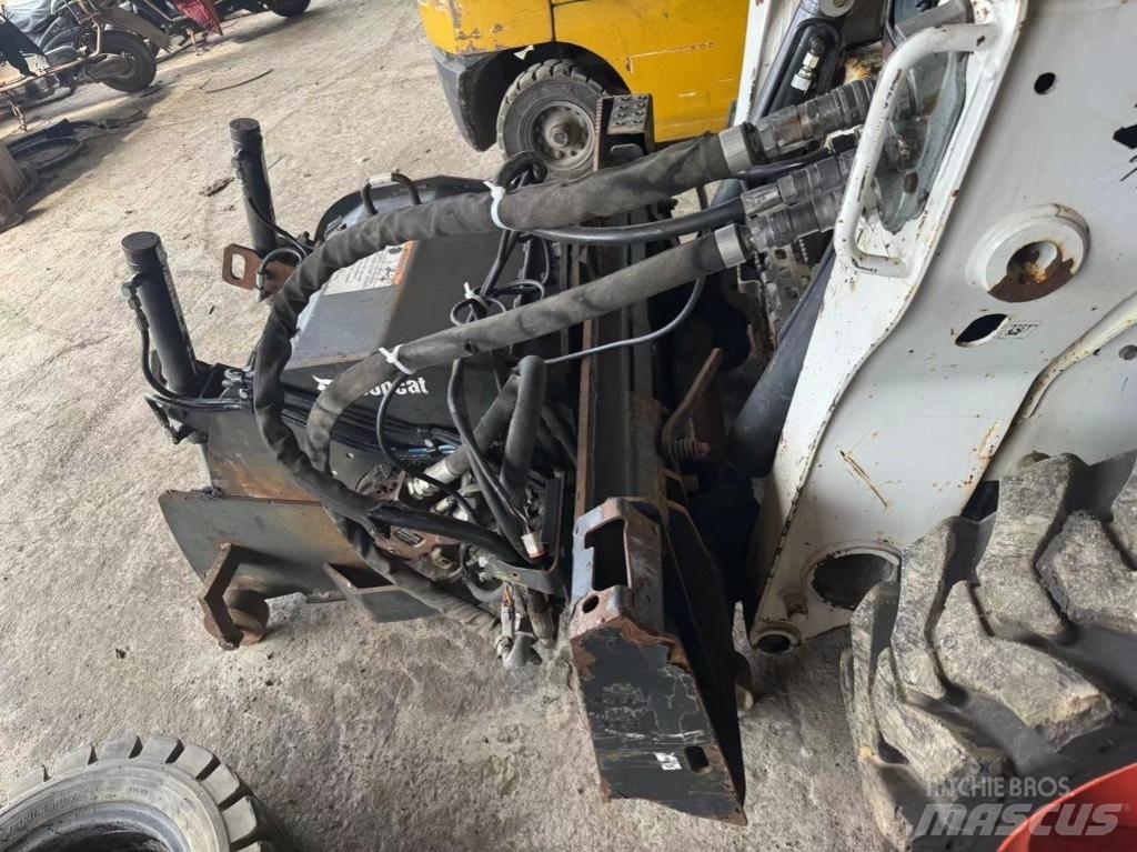 Bobcat S 750 Schrankladers