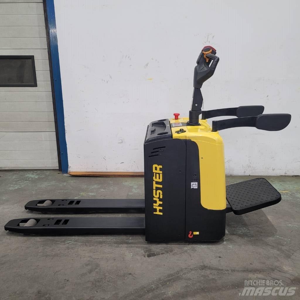 Hyster P 2.0 UTS Meerij pallettruck met platform