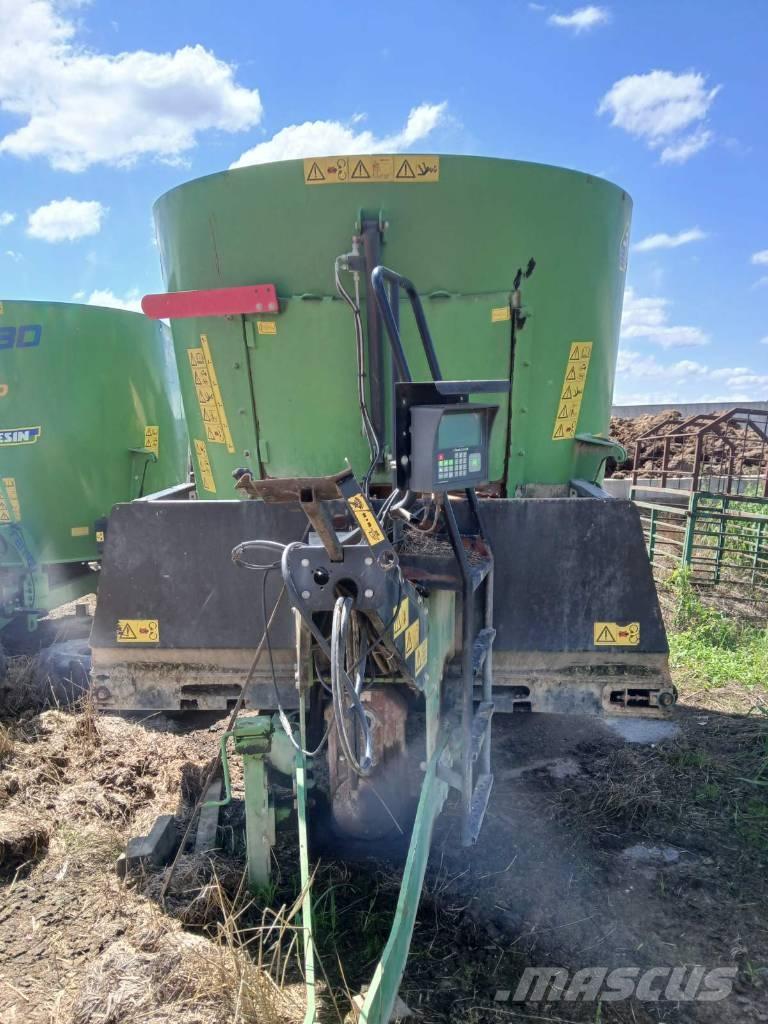 Faresin Magnum 1100 Voermachines