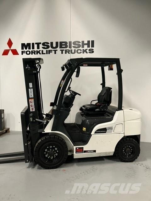 Mitsubishi FD25N3 Diesel heftrucks