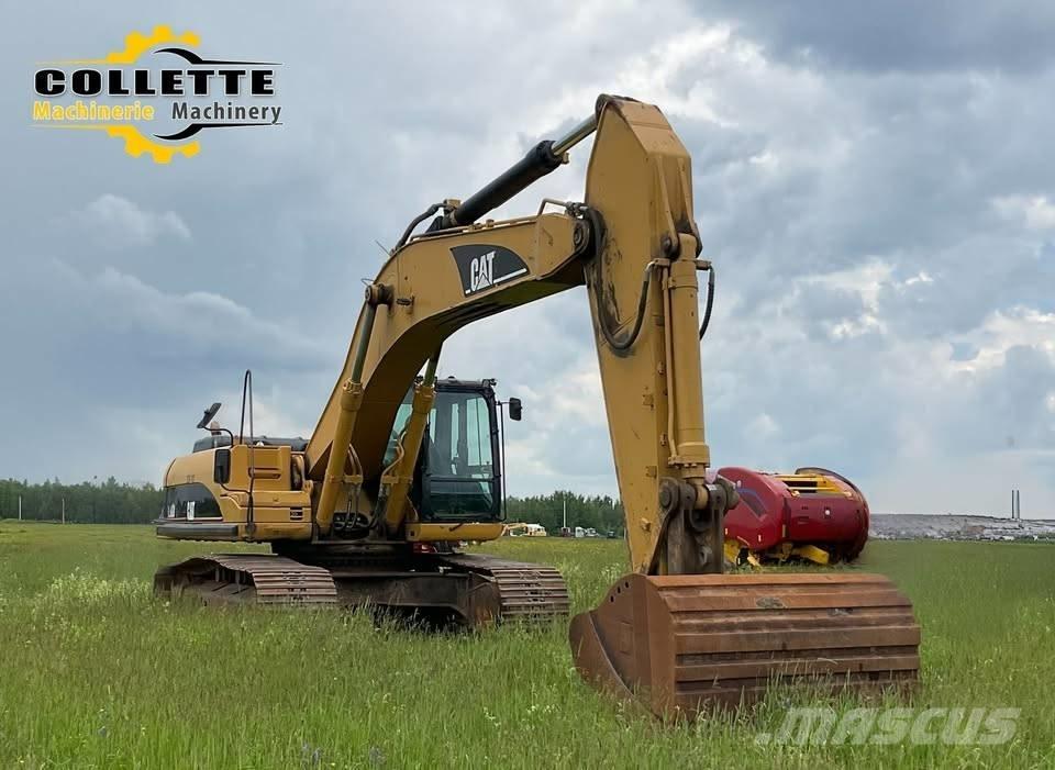 CAT 330 D Rupsgraafmachines