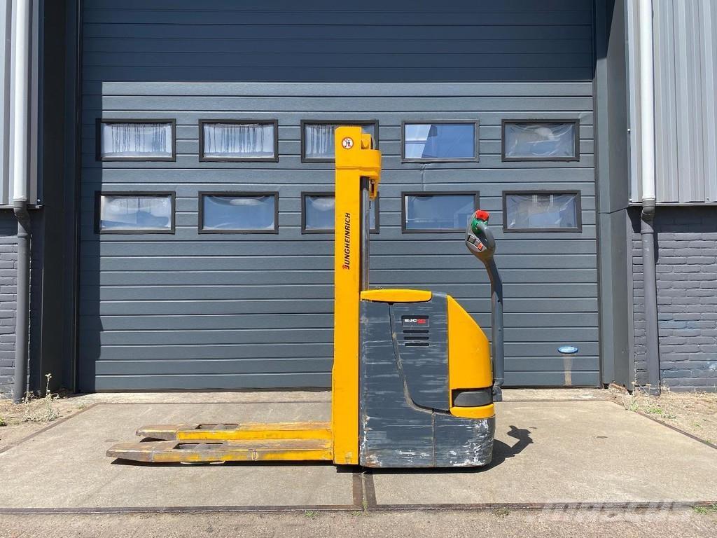Jungheinrich EJC12 Stapelaar meeloop