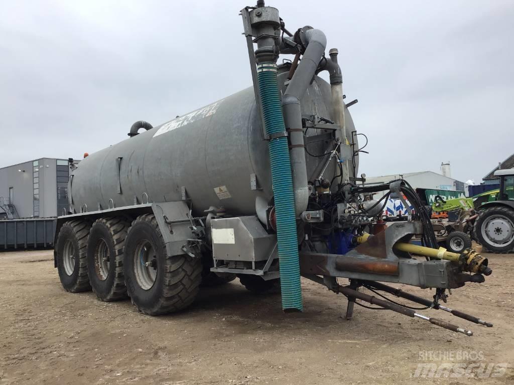 Kotte Garant 25m3 Drijfmesttanks