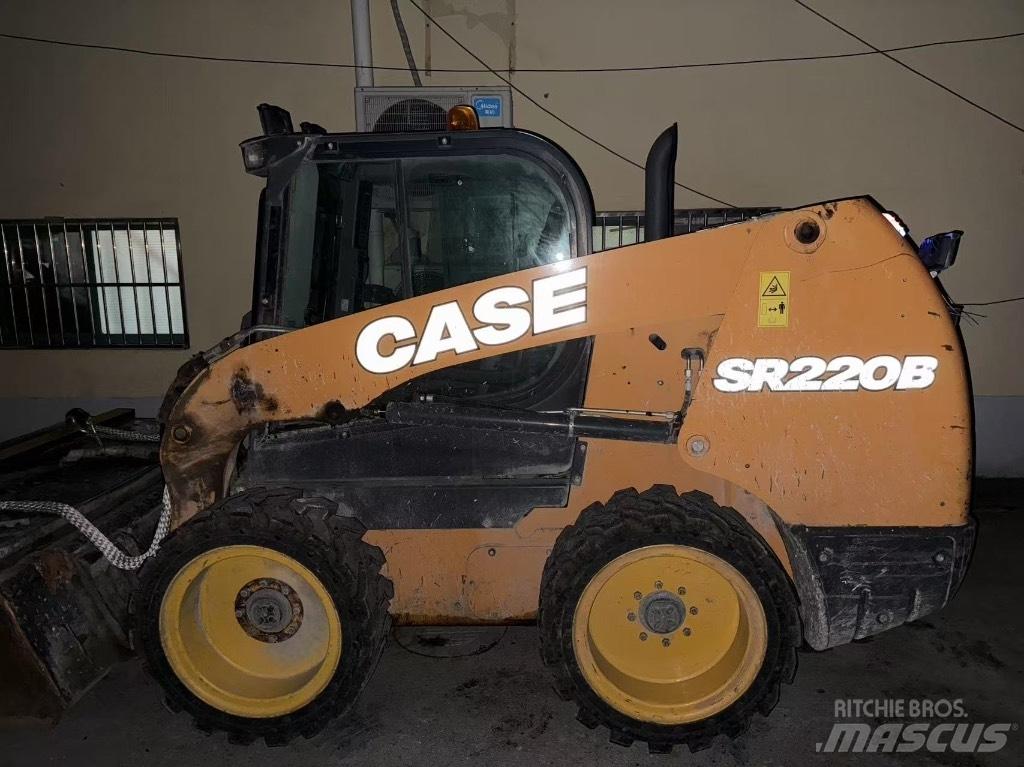 CASE SR 220B Schrankladers