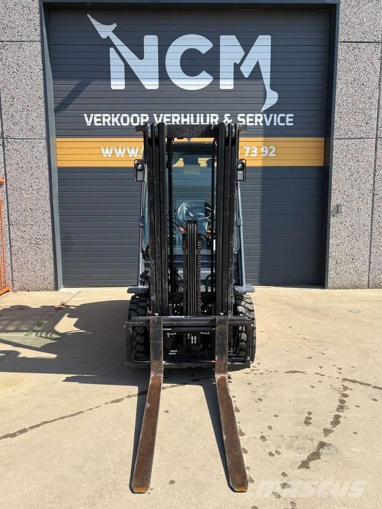 Toyota 8 FDF 25 Diesel heftrucks