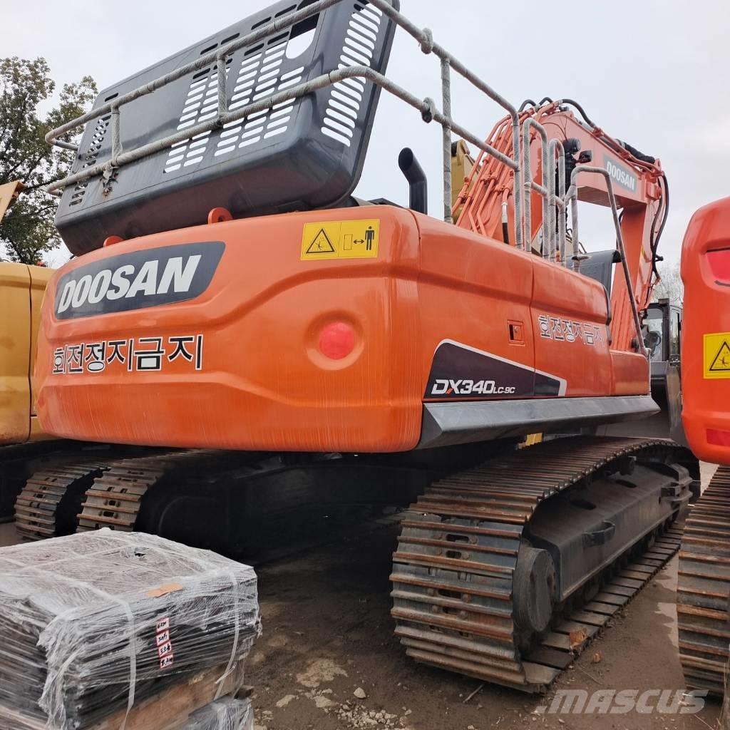 Doosan DX 300 LC Rupsgraafmachines