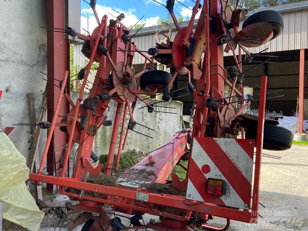 Kuhn GF8702 Schudders