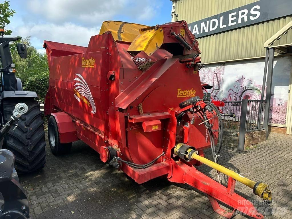 TEAGLE TOMAHAWK 1010 Balenhakselaars, -snijders en -afwikkelaars