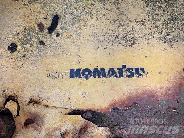 Komatsu PC200-7 Midigraafmachines 7t - 12t