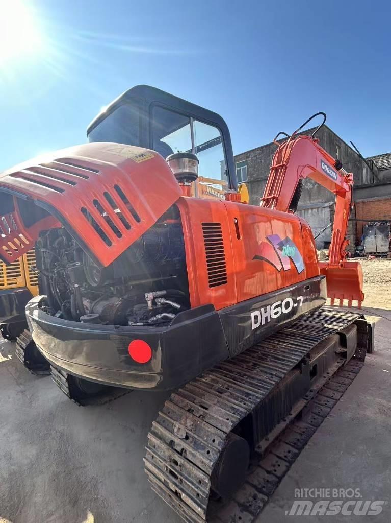 Doosan DH 55 Minigraafmachines < 7t