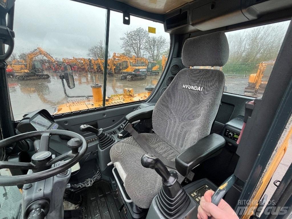 Hyundai R55W-9A Wielgraafmachines