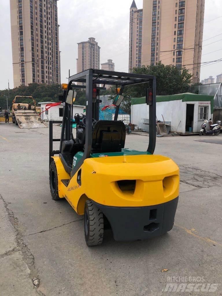 Komatsu FD30 Diesel heftrucks