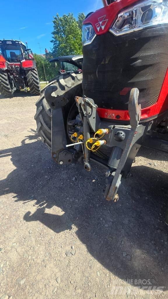 Massey Ferguson 5710 Tractoren