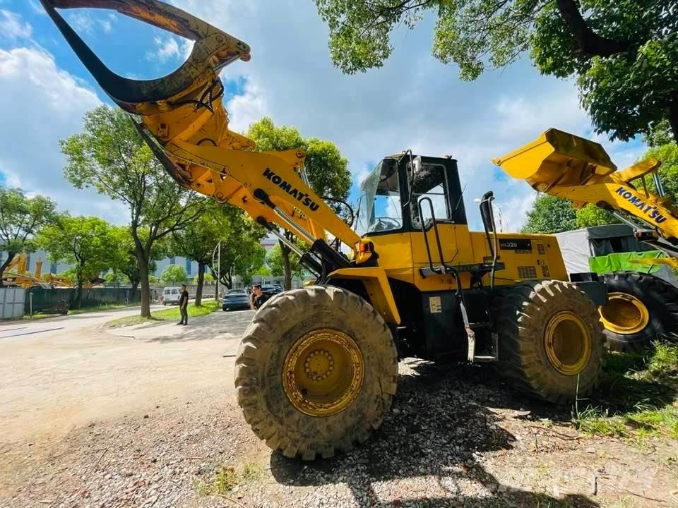 Komatsu WA320 Wielladers