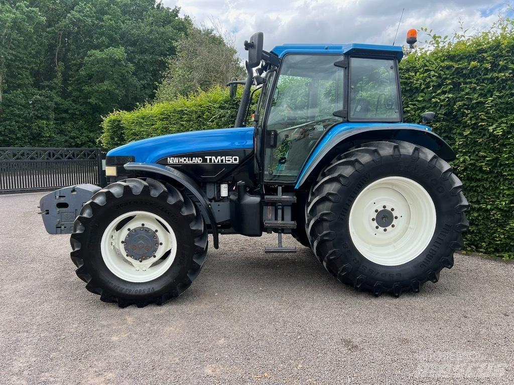 New Holland TM 150 Tractoren