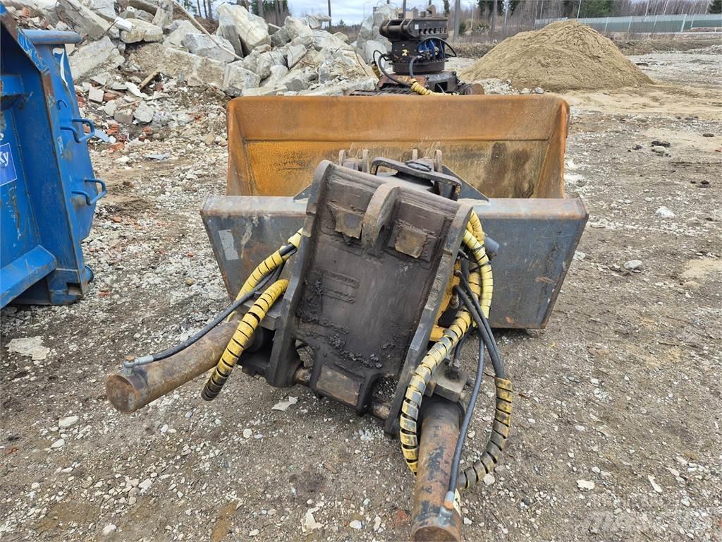CAT 320D LRR Rupsgraafmachines