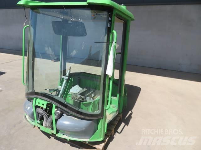 Volvo L30B / L35B Cabine en interieur