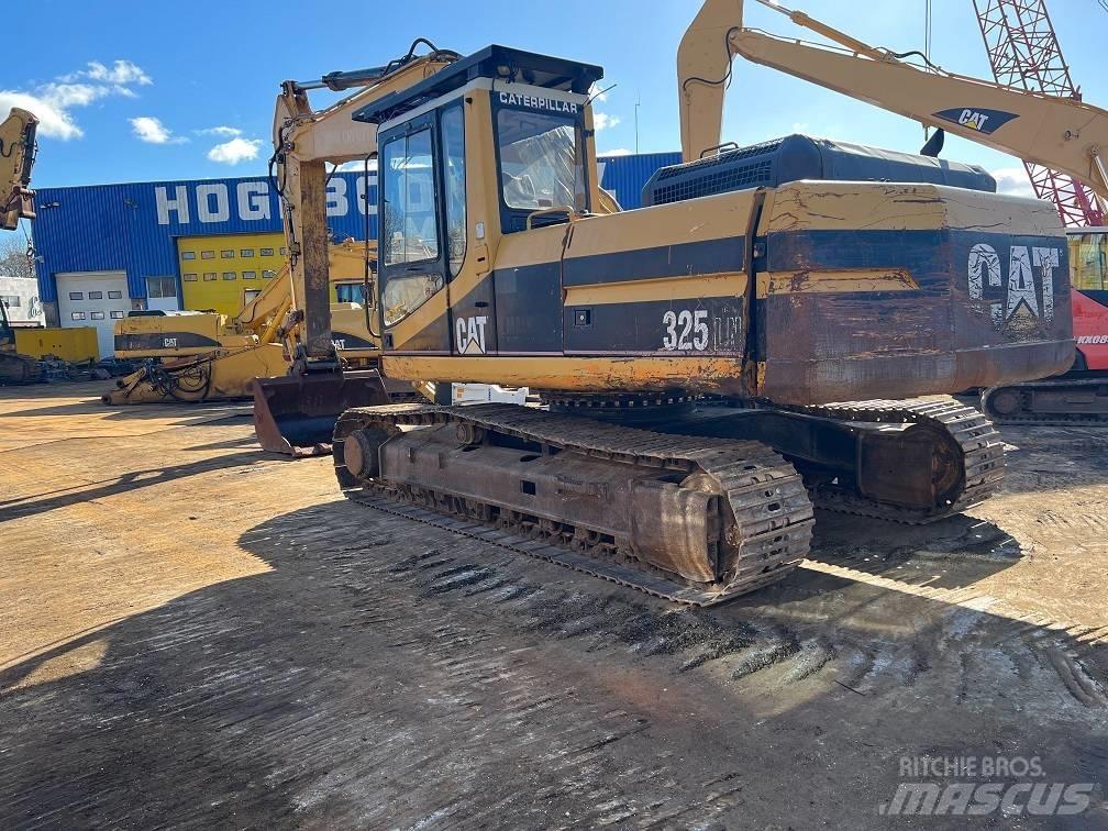 CAT 325L Rupsgraafmachines