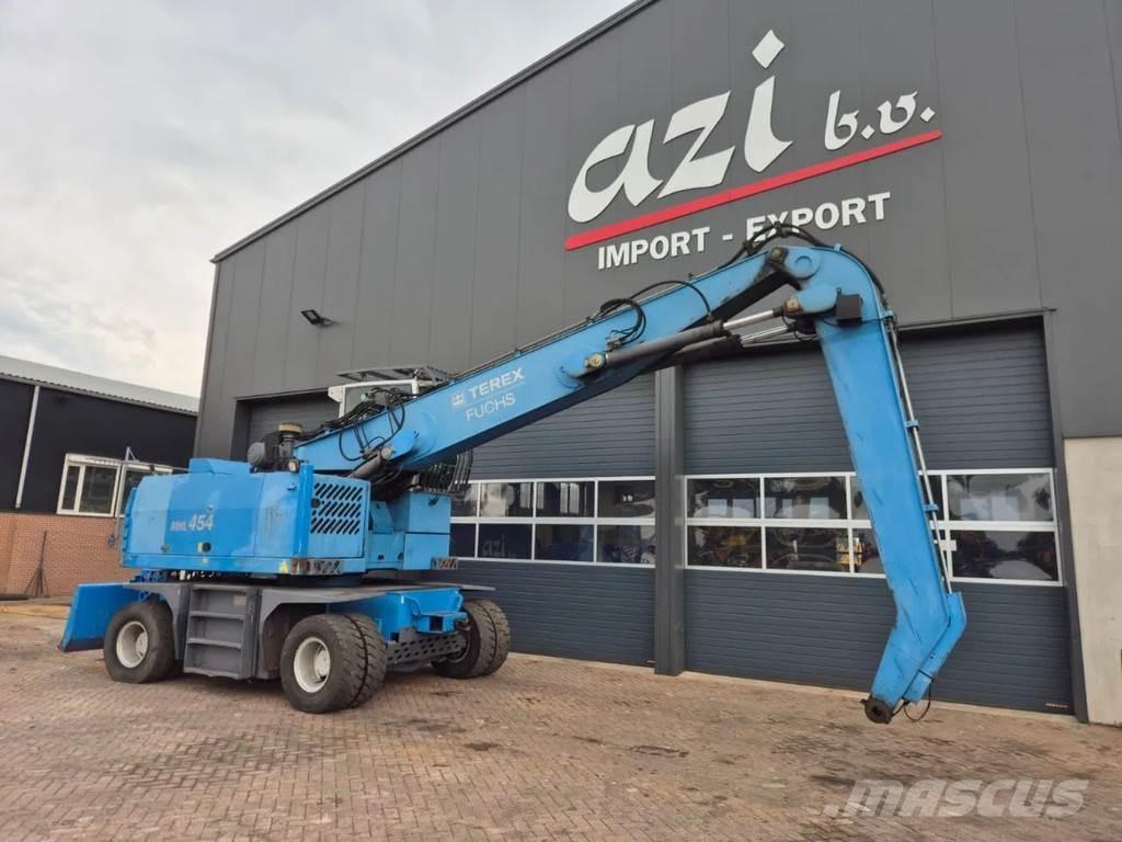 Fuchs MHL454 Waste / industry handlers