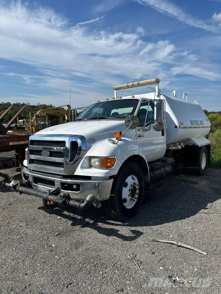 Ford F 750 XL SD Water tankwagens