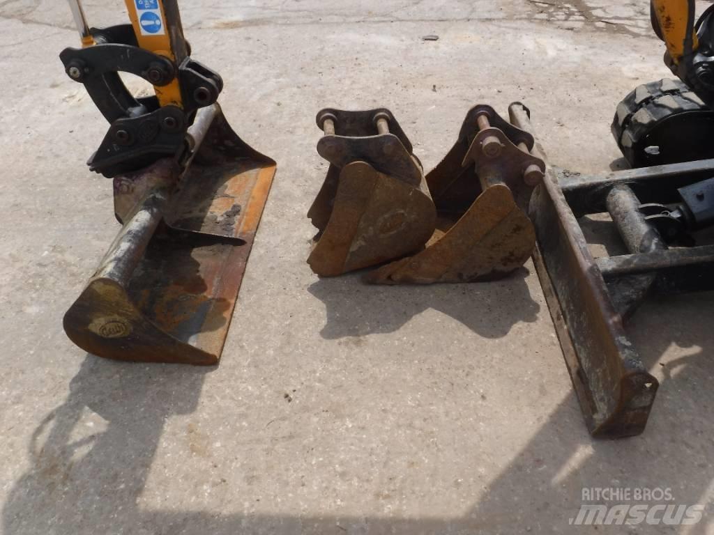 Hyundai Robex 27 Z-9 Minigraafmachines < 7t