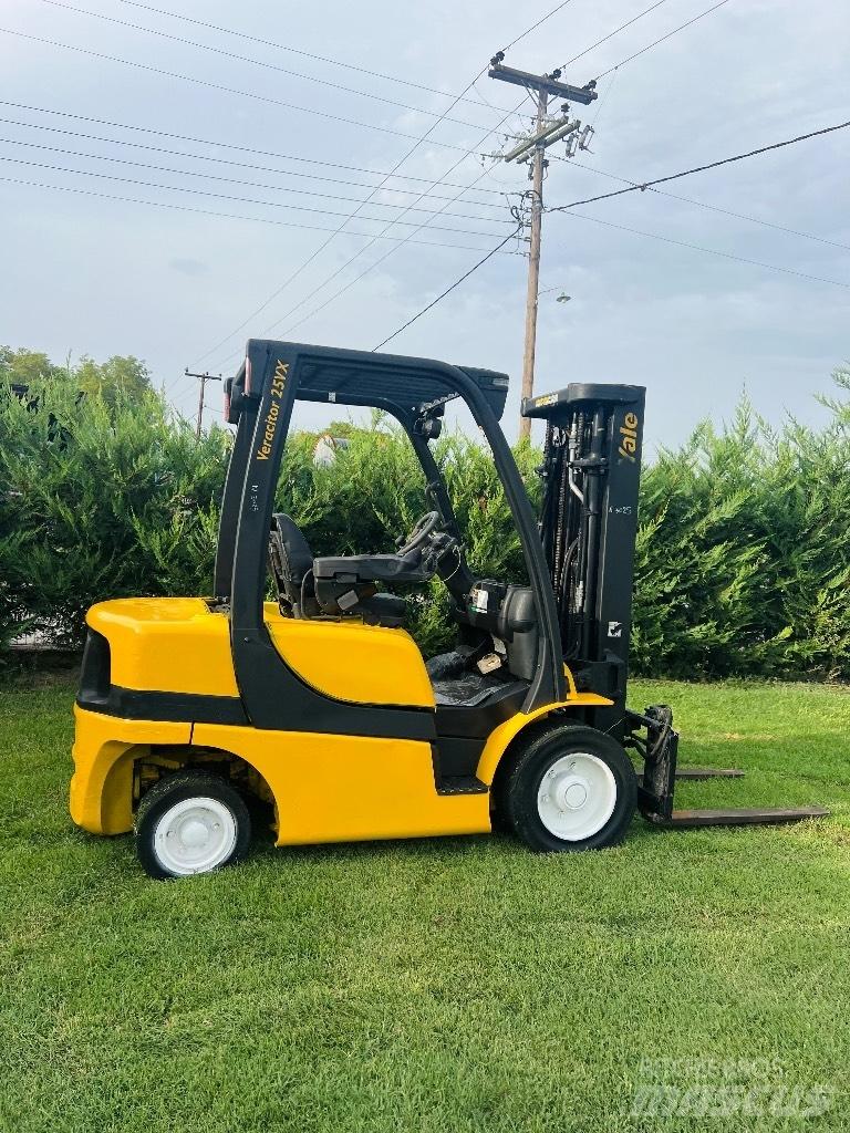 Yale 2500D Diesel heftrucks
