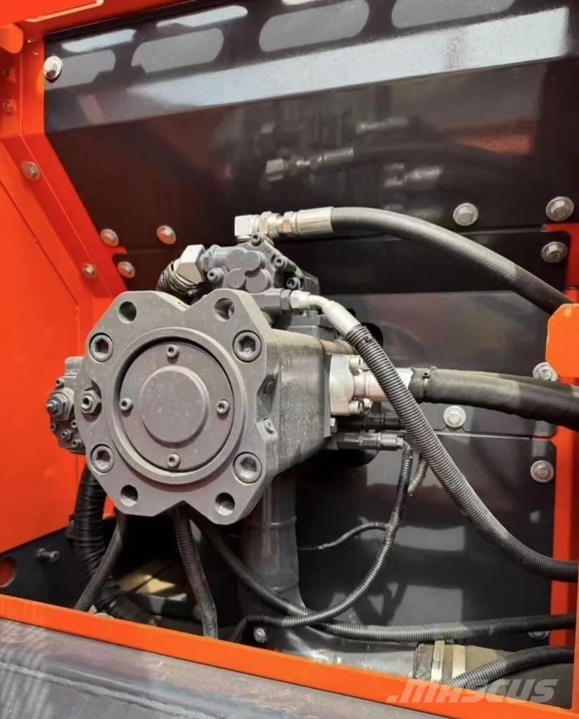 Doosan 225 DX Rupsgraafmachines