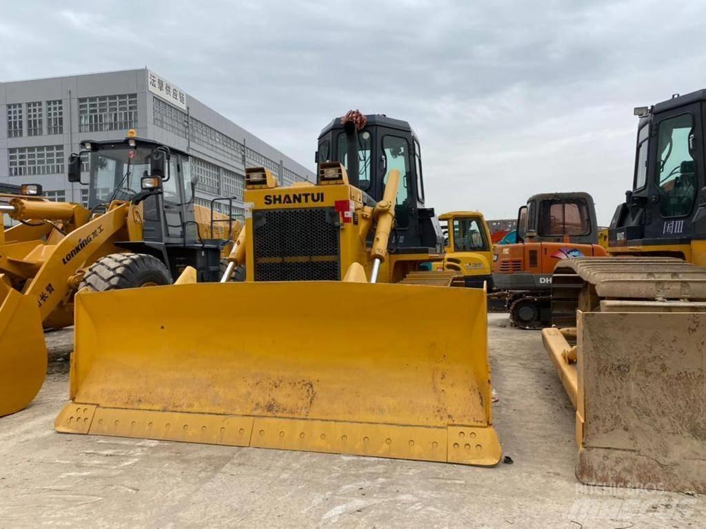 Shantui SD 16 Rupsdozers