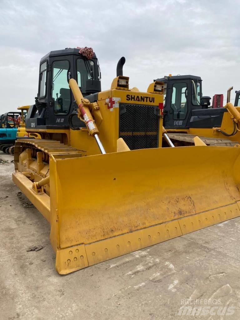 Shantui SD 16 Rupsdozers