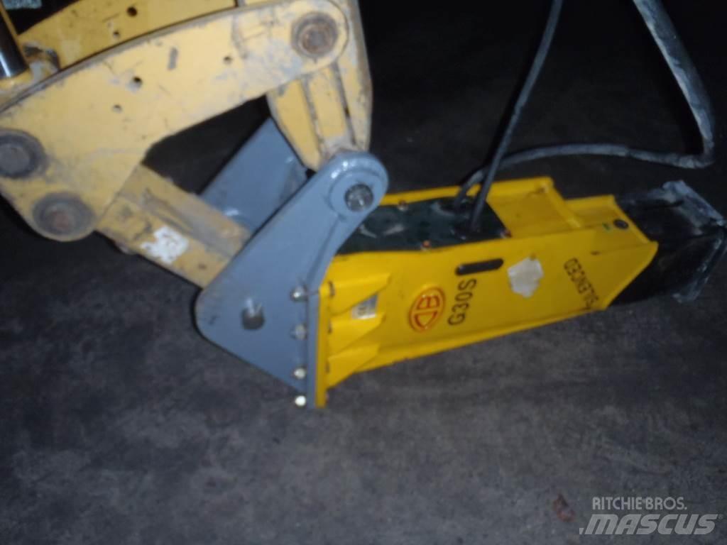 TUR DB G30S 445kg Hamers en brekers