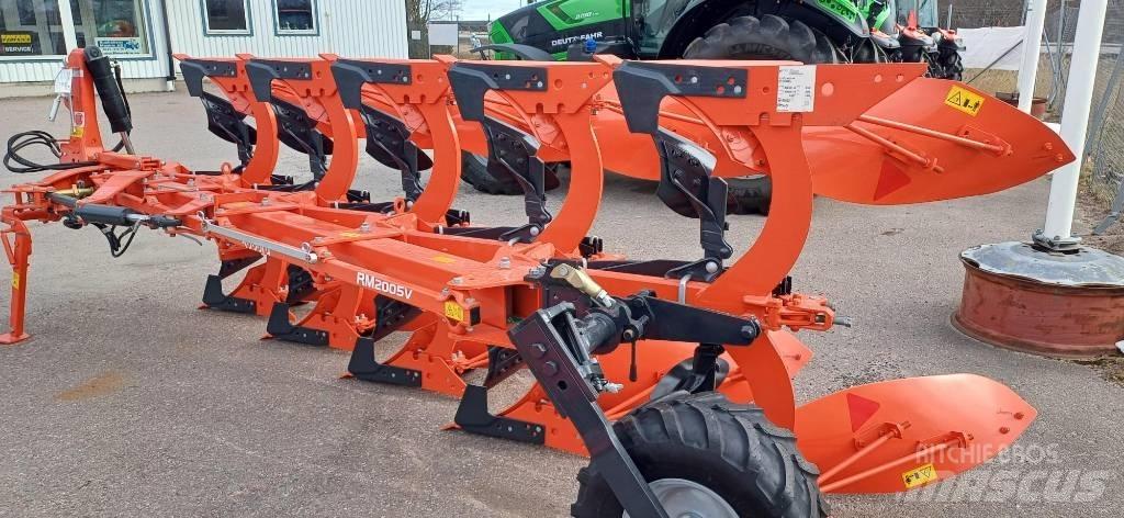 Kubota RM 2005 Wentelploegen